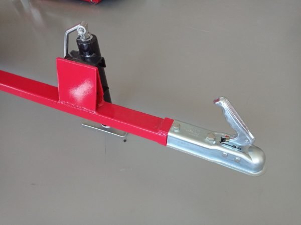Remorque en acier avec timon articulé et capacité de charge de 600 kg. – Image 4